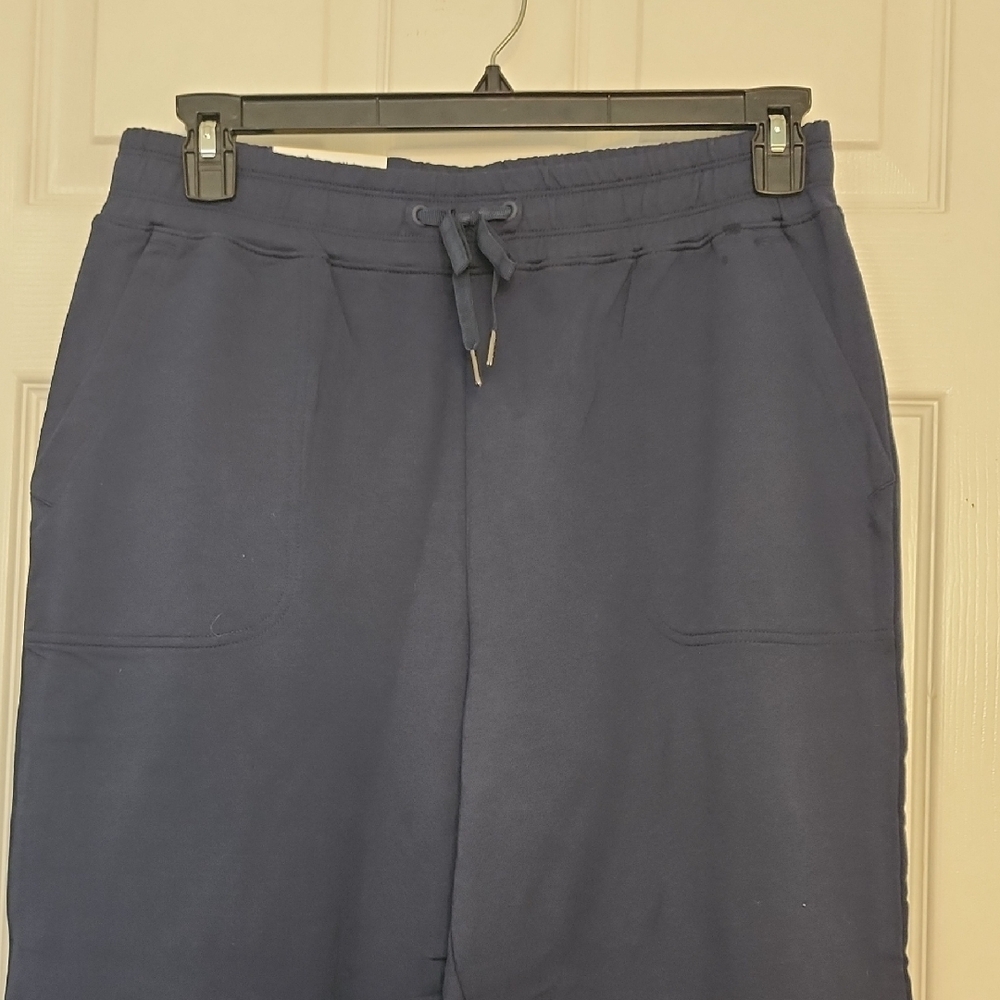 French Terry Capri Pants - Navy Blue - Picture 2 of 8
